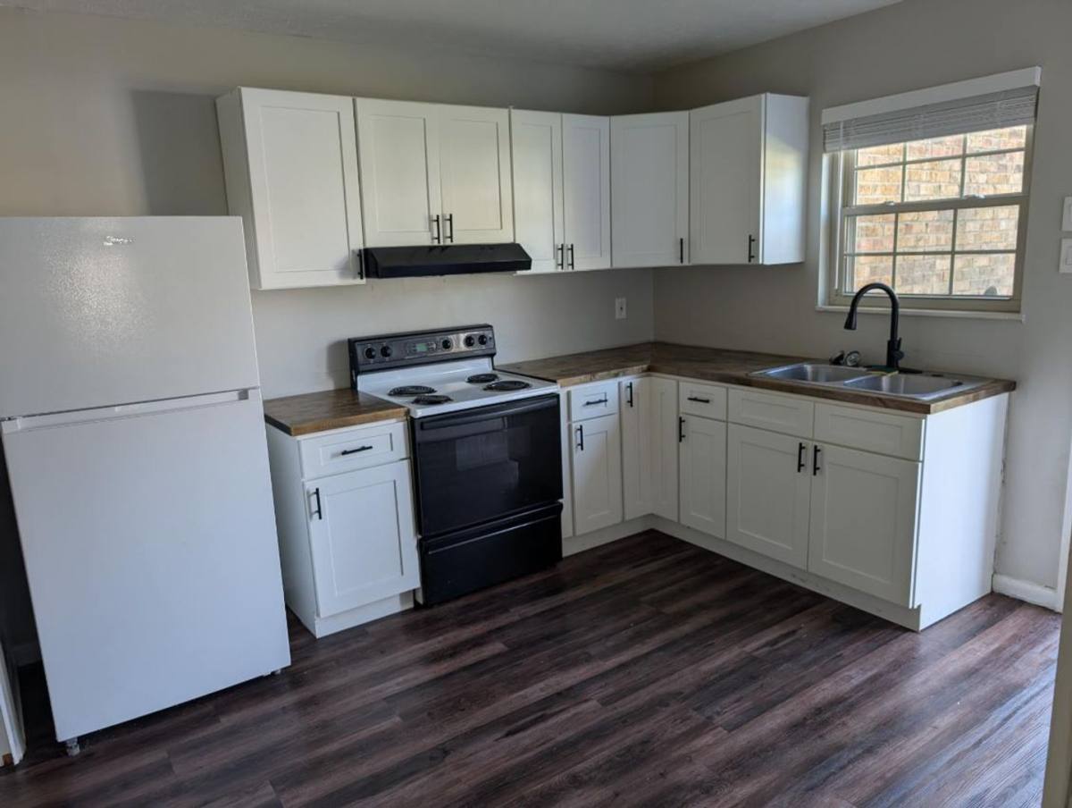 Apartment for rent at 7012 Regency, Knoxville, TN 37931