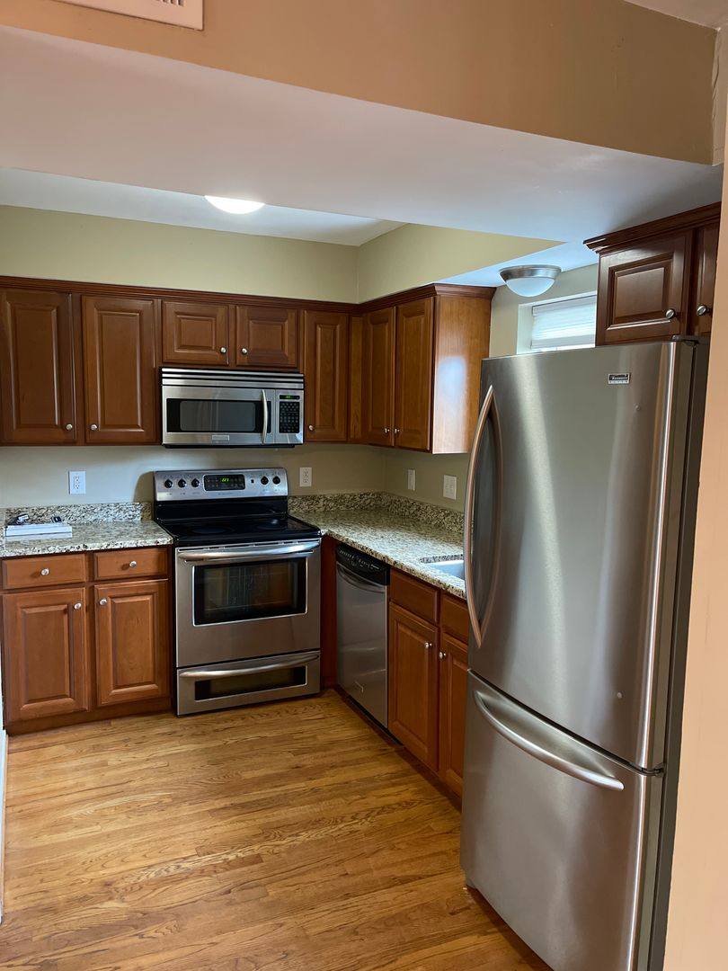 Townhouse for rent at 213 Summit Ridge Dr, Nashville, TN 37215