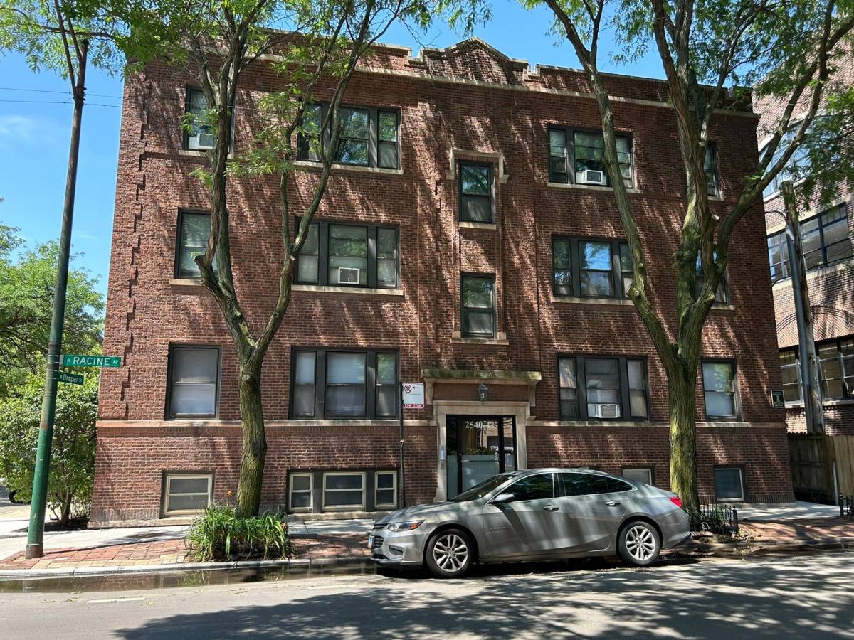 Apartment for rent at 2540 N Racine, Chicago, IL 60614