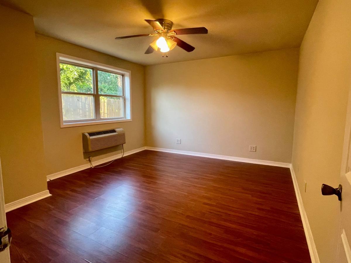 Townhouse for rent at 1242 Sharlo Ave #C-2, Baton Rouge, LA 70820