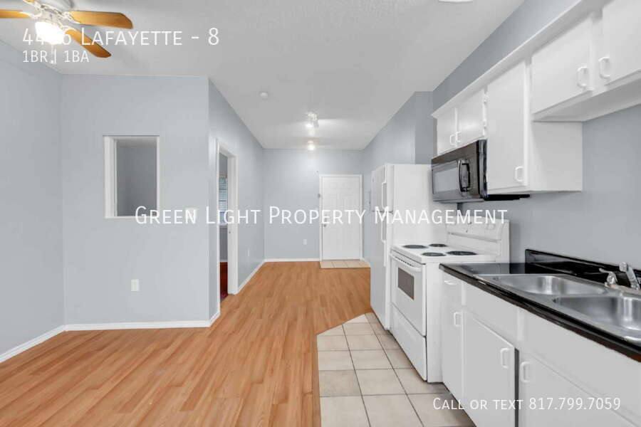 Apartment for rent at 4406 Lafayette #8, Dallas, TX 75204