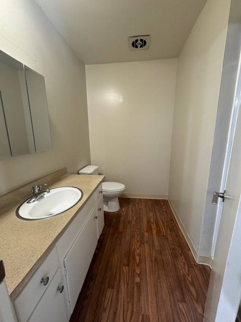 Apartment for rent at 171 S Valencia St, La Habra, CA 90631