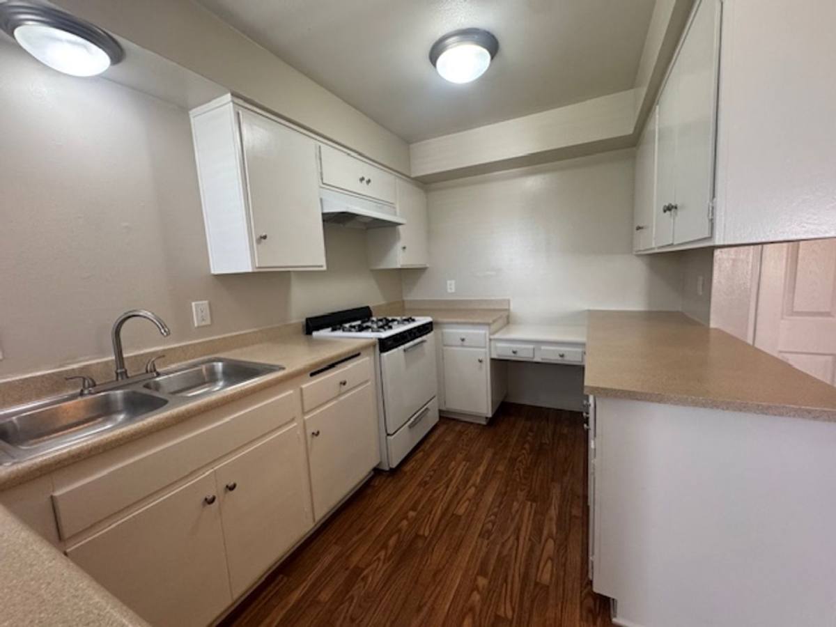 Apartment for rent at 171 S Valencia St, La Habra, CA 90631