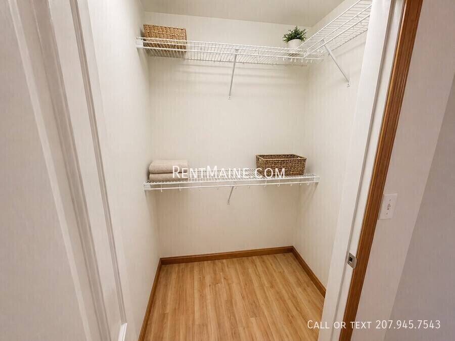 Apartment for rent at 208 Western Ave #6, Hampden, ME 04444
