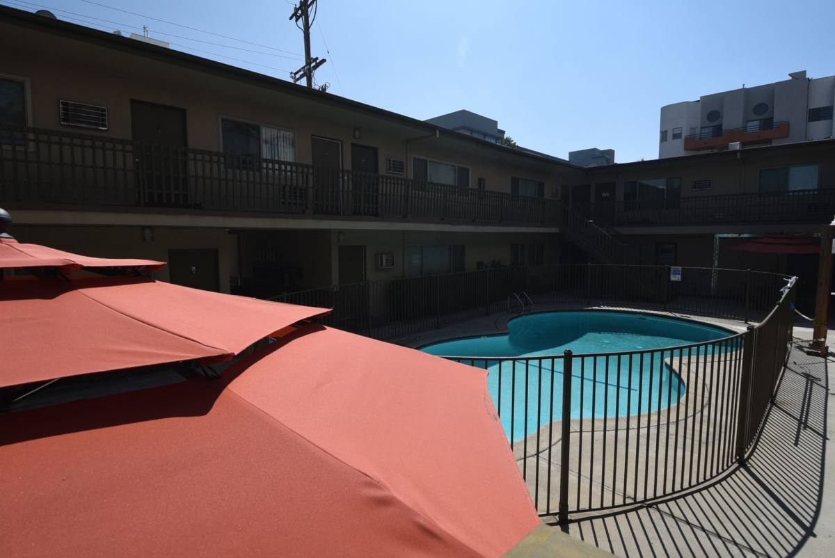 Apartment for rent at 5255 Blakeslee Ave, North Hollywood, CA 91601