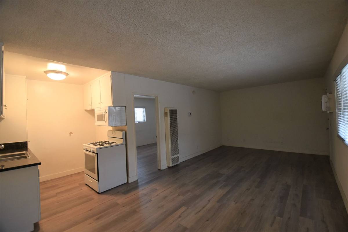 Apartment for rent at 5255 Blakeslee Ave, North Hollywood, CA 91601