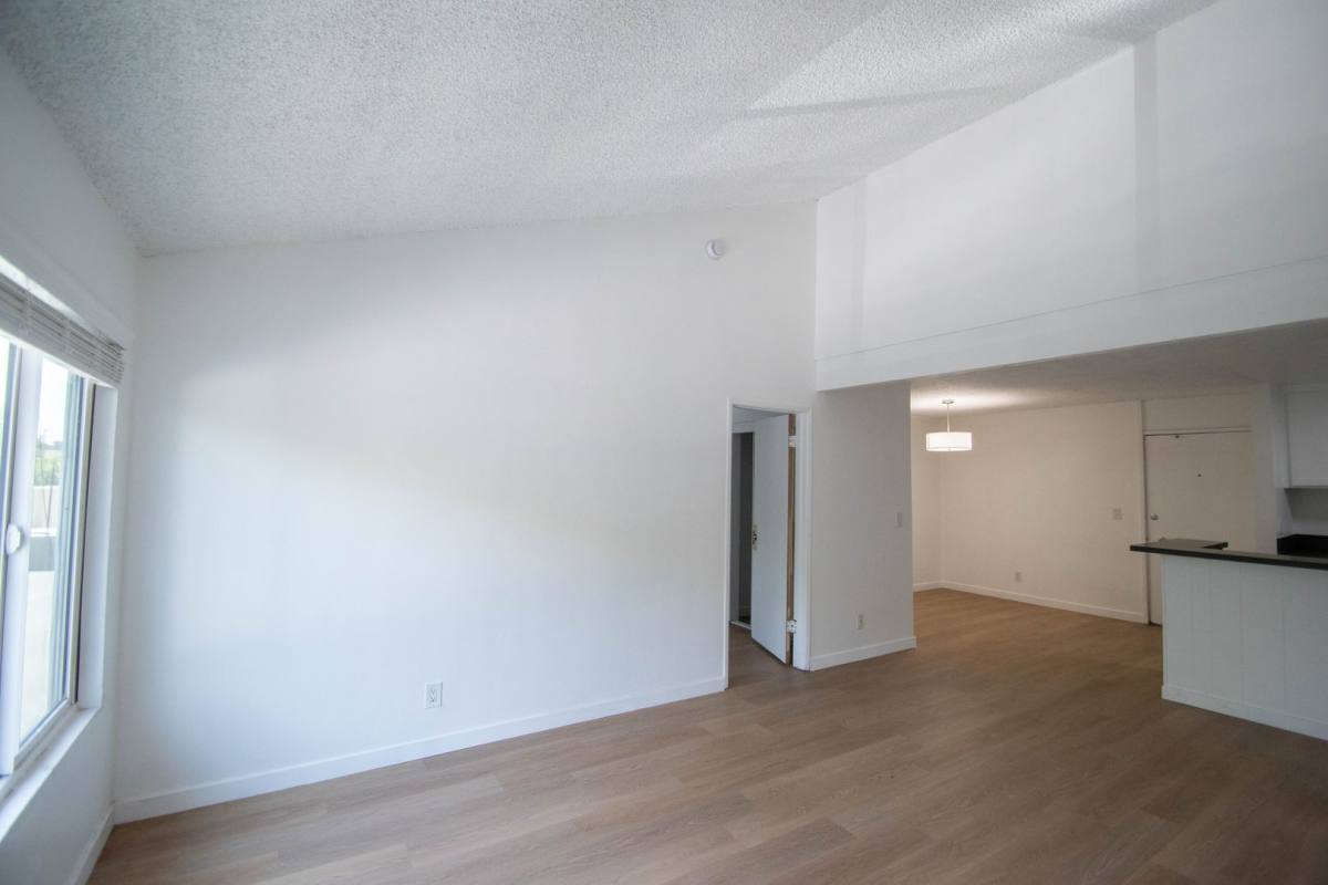 Apartment for rent at 7350 Kester Ave, Van Nuys, CA 91405