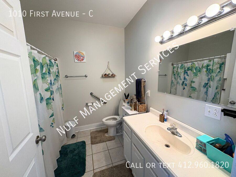 Apartment for rent at 1010 First Ave #C, Coraopolis, PA 15108