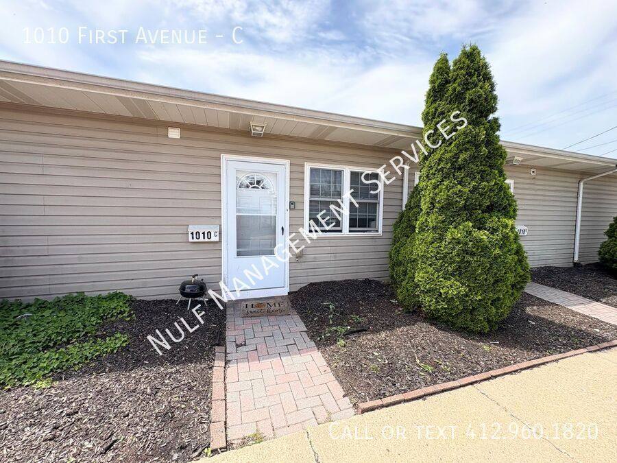 Apartment for rent at 1010 First Ave #C, Coraopolis, PA 15108