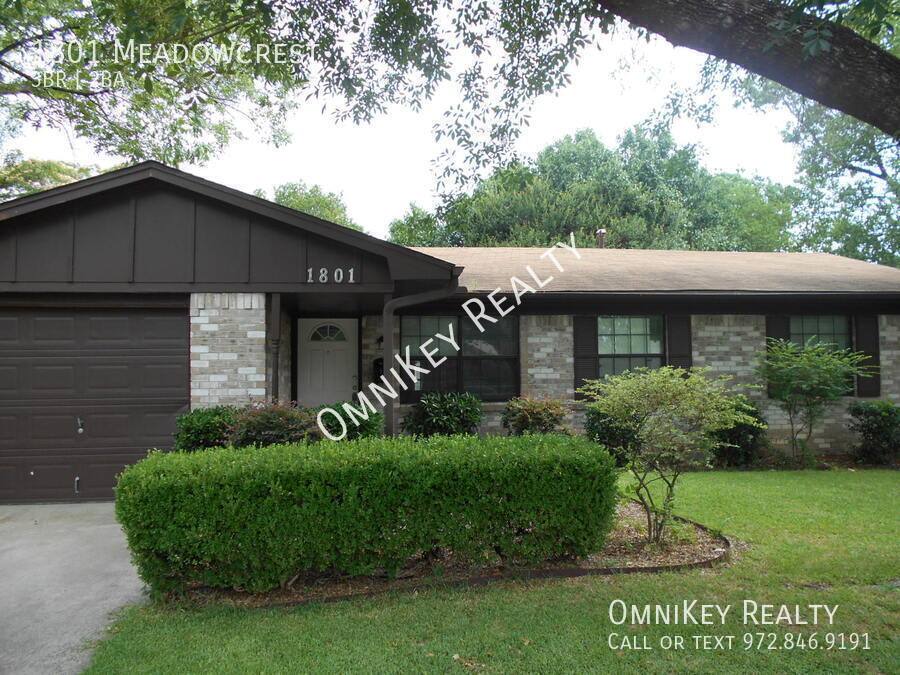 House for rent at 1801 Meadowcrest, Garland, TX 75042