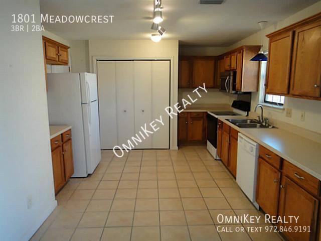 House for rent at 1801 Meadowcrest, Garland, TX 75042