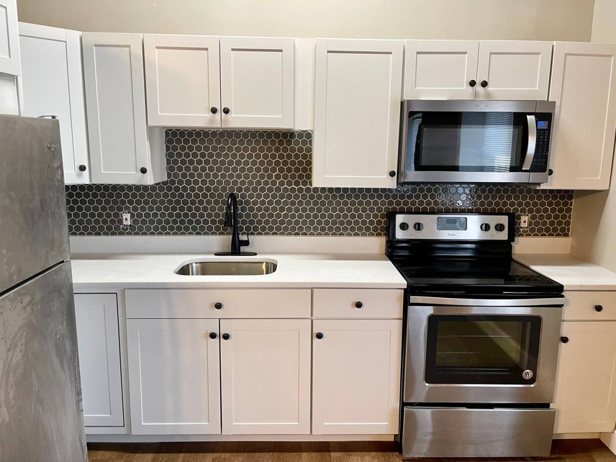 Apartment for rent at 110 Railroad Ave, Hammonton, NJ 08037