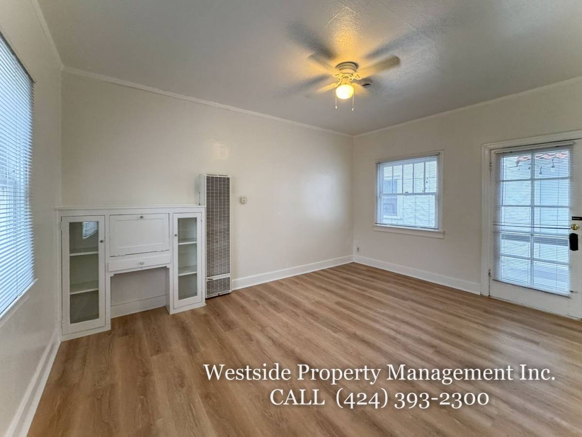 Apartment for rent at 1331 17th St #B, Santa Monica, CA 90404