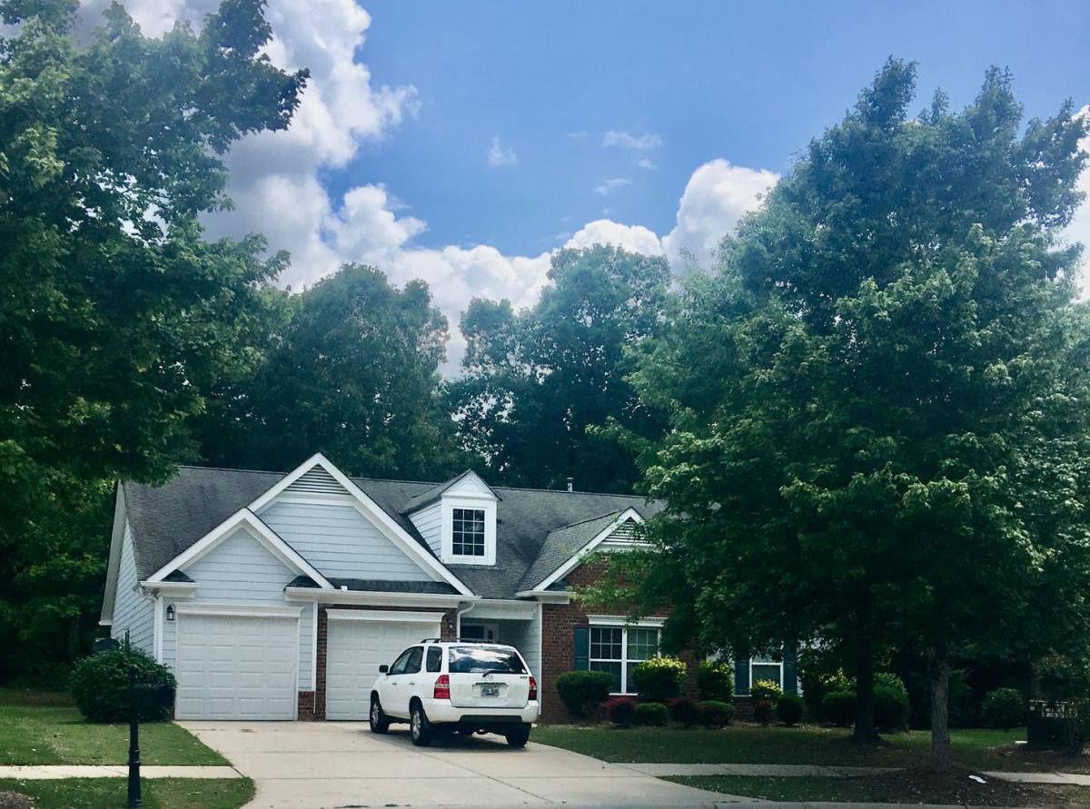 House for rent at 373 Southgate Dr, Locust Grove, GA 30248