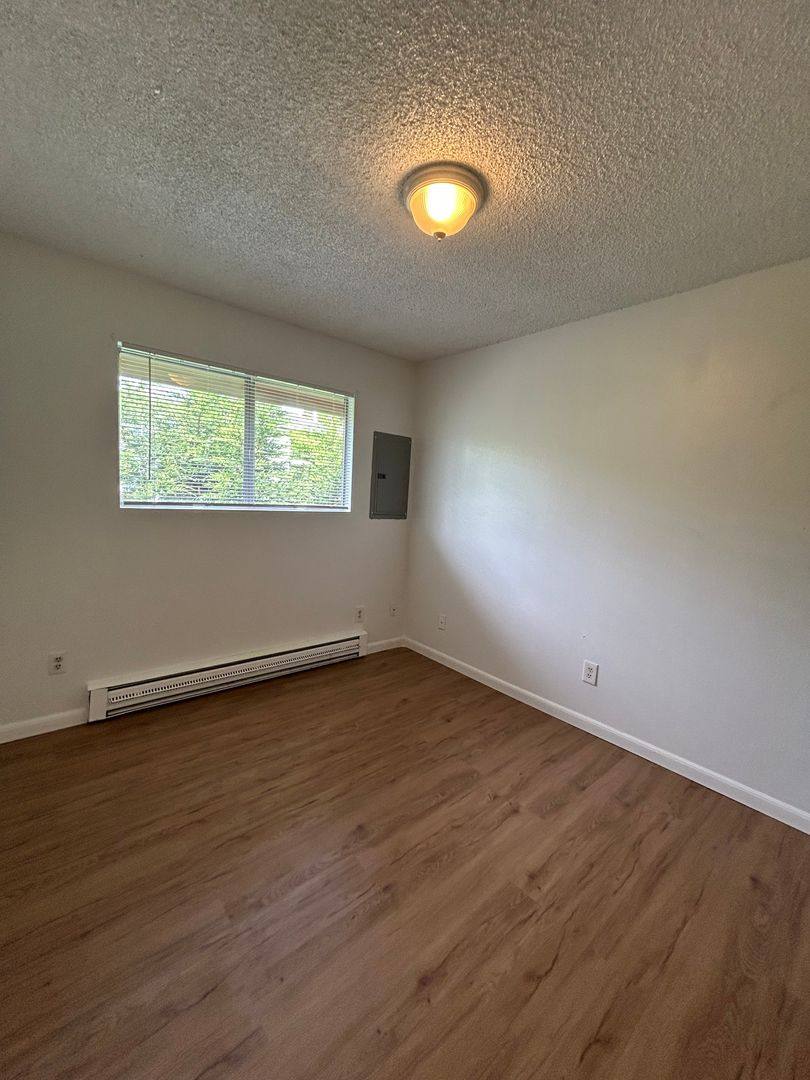 Apartment for rent at 4658 Ocean Beach Highway, Longview, WA 98632