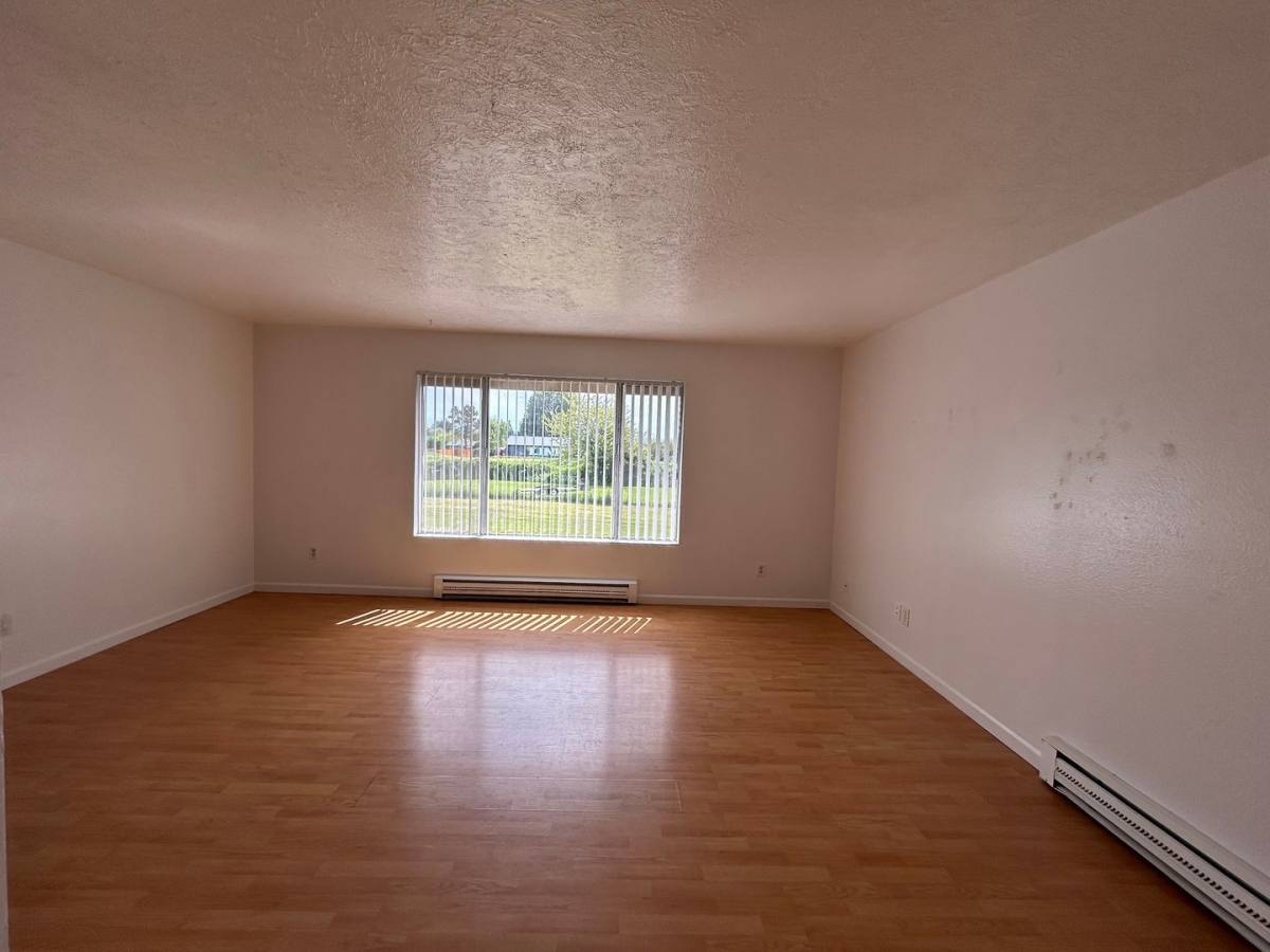 Apartment for rent at 4658 Ocean Beach Highway, Longview, WA 98632