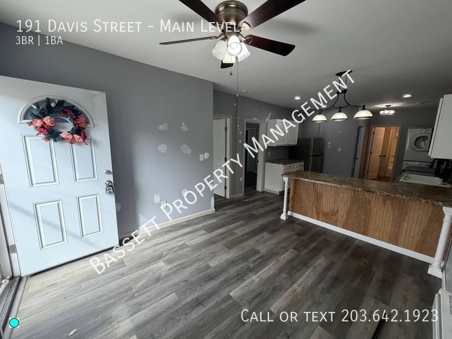 Apartment for rent at 191 Davis St #LEVEL, Oakville, CT 06779