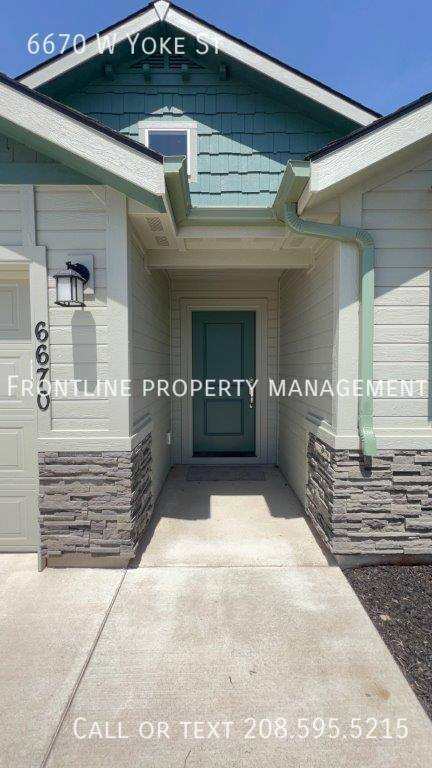 House for rent at 6670 W Yoke St, Meridian, ID 83646