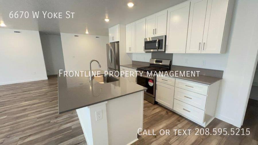 House for rent at 6670 W Yoke St, Meridian, ID 83646