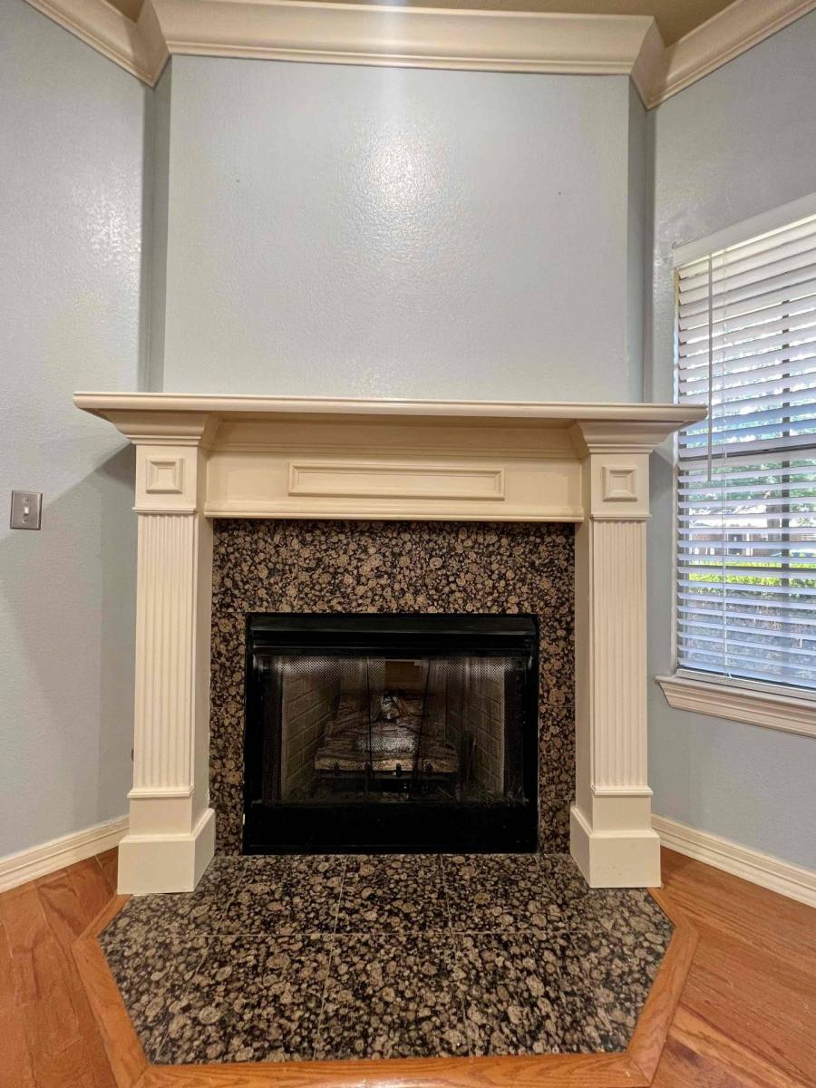 Apartment for rent at 529 E Miracle Dr, Fayetteville, AR 72701