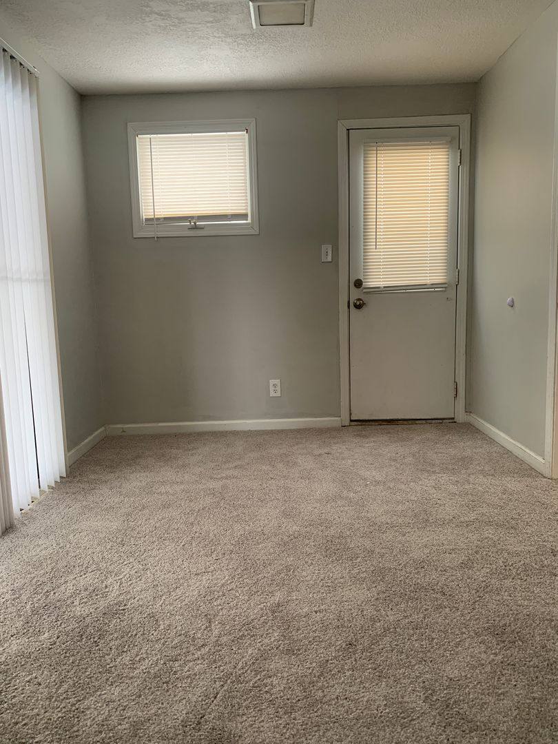 House for rent at 4012 W 75th St, Prairie Village, KS 66208