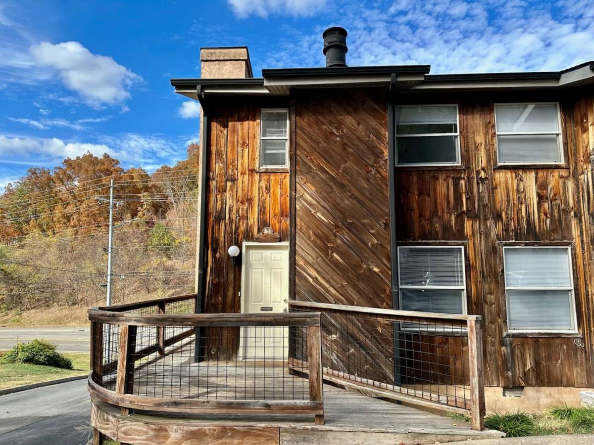 Apartment for rent at 3711 N Roan St, Johnson City, TN 37601
