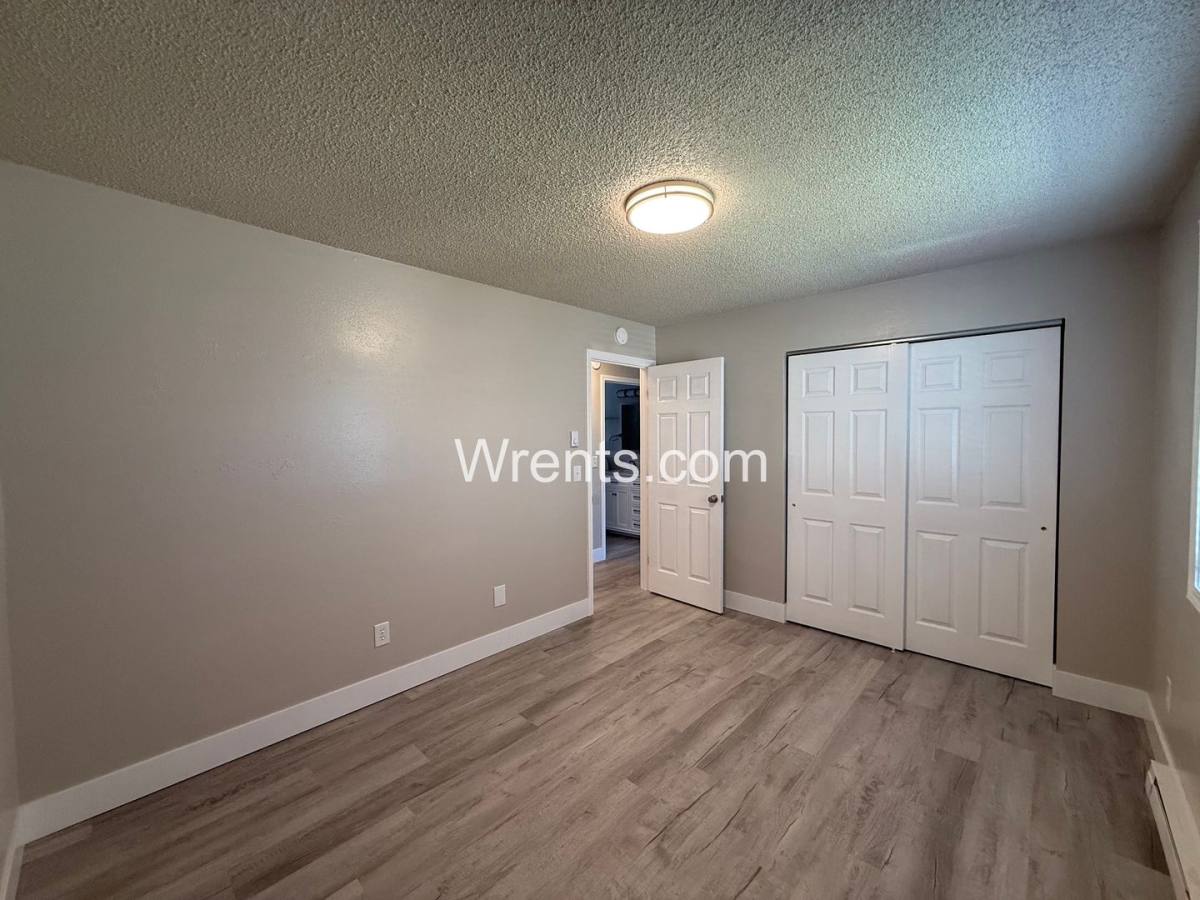 Apartment for rent at 1718 W Boone Ave, Spokane, WA 99201