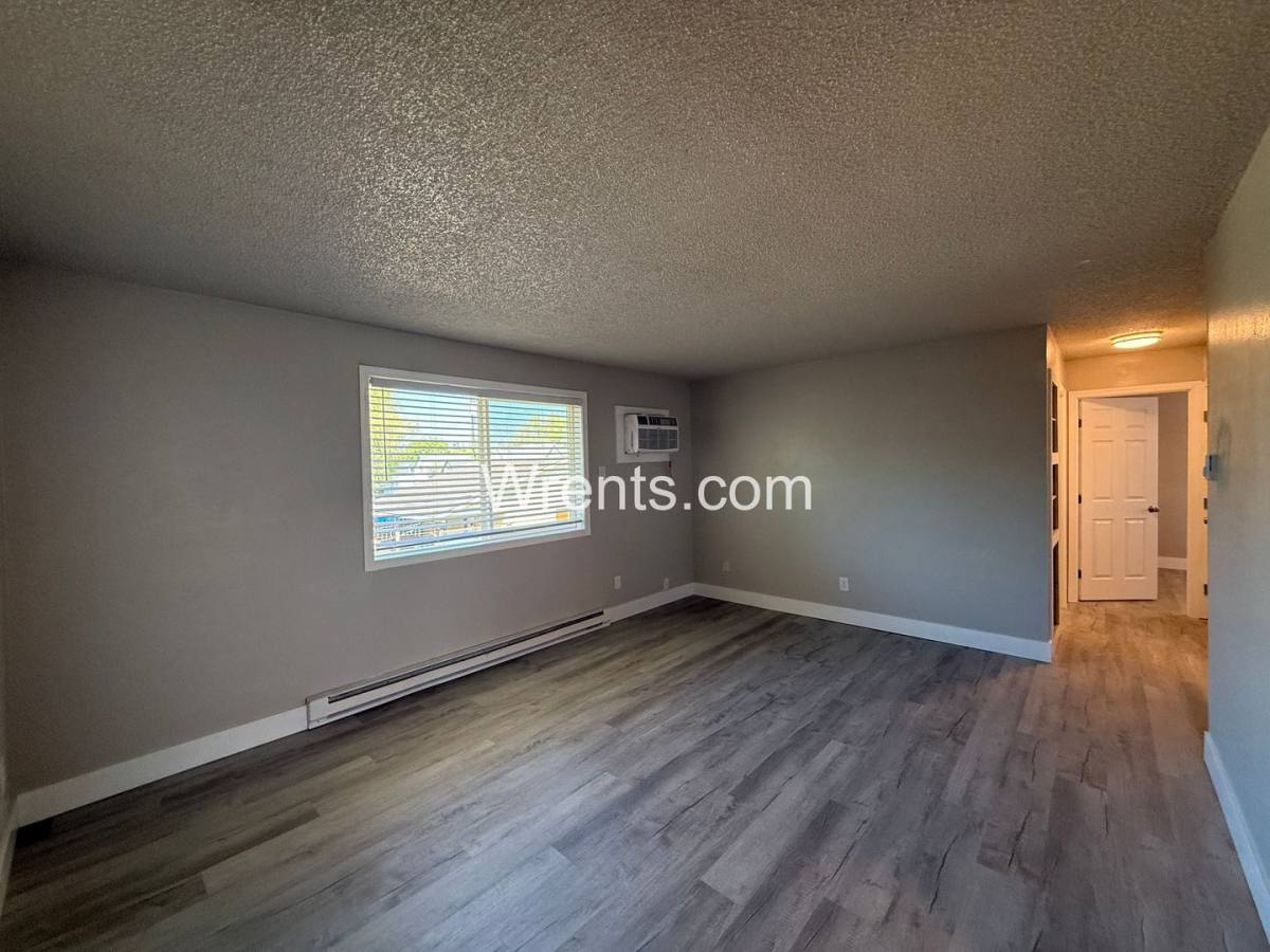 Apartment for rent at 1718 W Boone Ave, Spokane, WA 99201