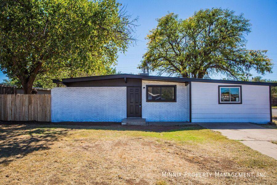 House for rent at 2725 63rd St #1 Fs, Lubbock, TX 79413