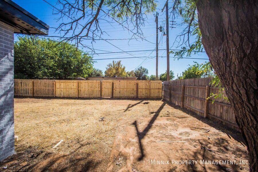 House for rent at 2725 63rd St #1 Fs, Lubbock, TX 79413