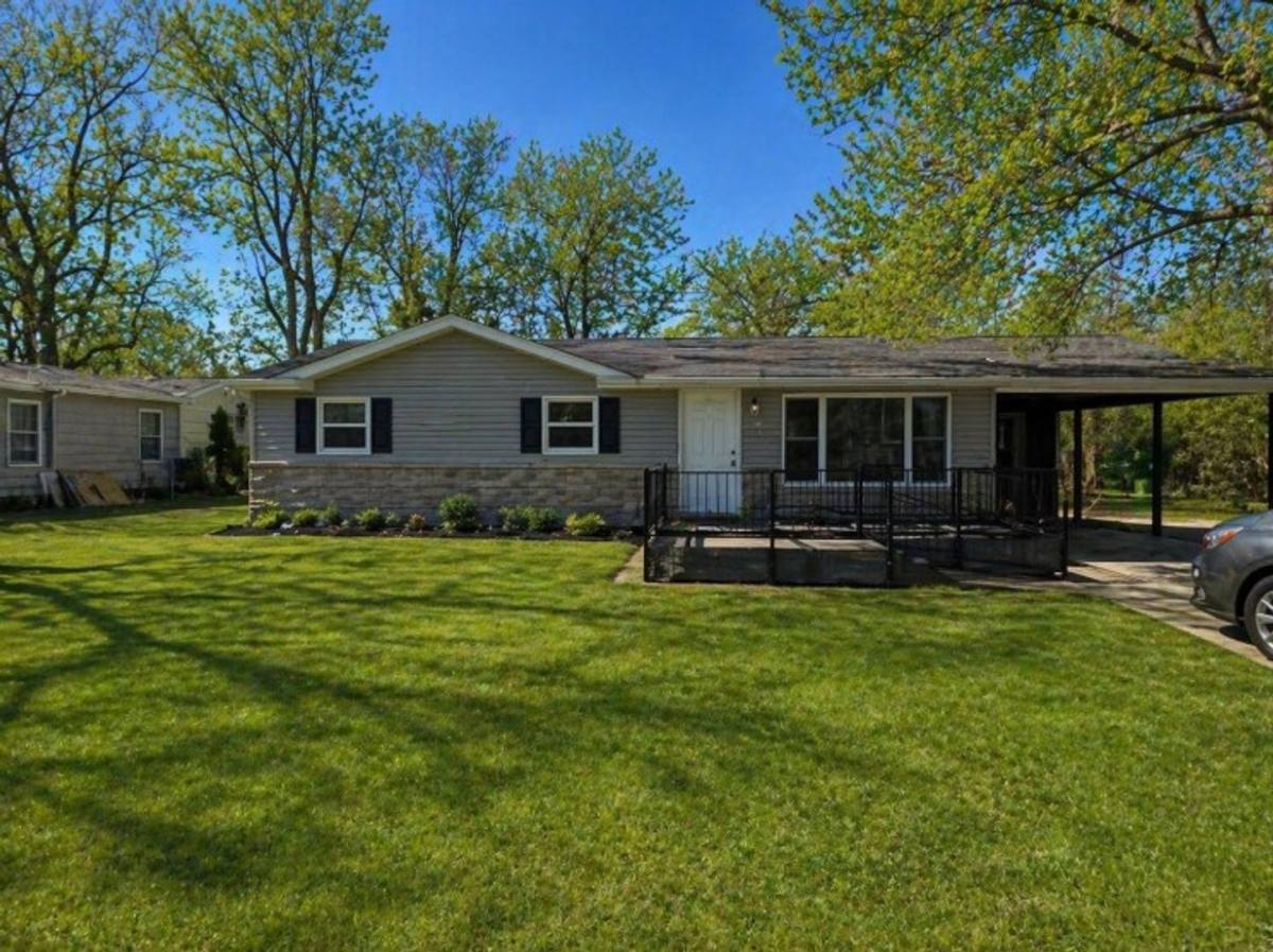 House for rent at 2116 Doris, East Saint Louis, IL 62206