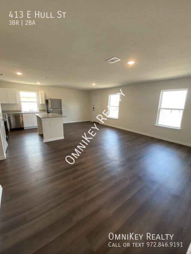 House for rent at 413 E Hull St, Denison, TX 75021
