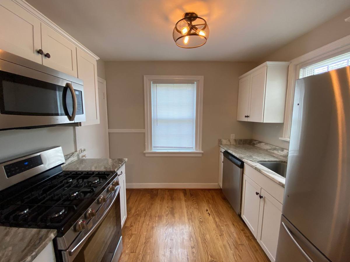 Apartment for rent at 3856 Brook Rd, Richmond, VA 23227