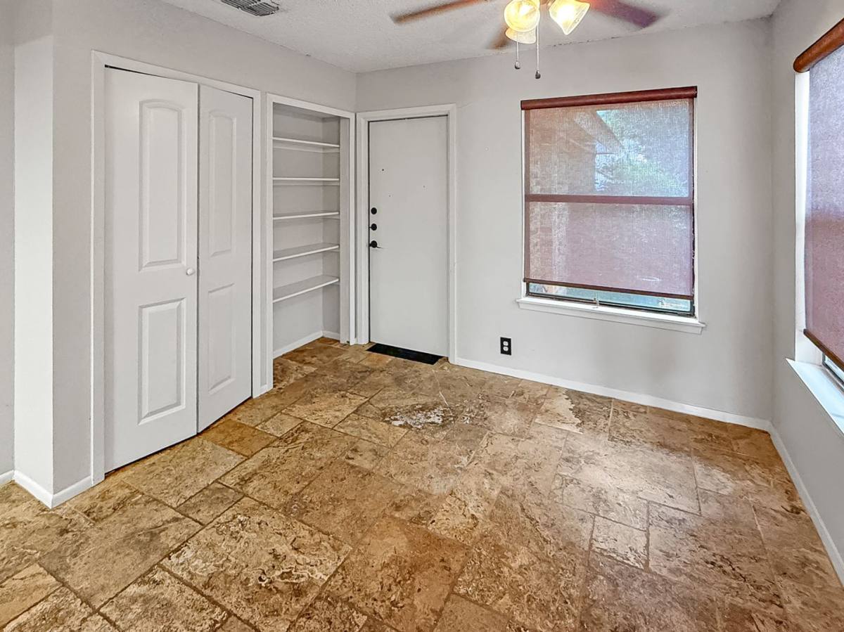 House for rent at 16918 Summer Creek Dr, San Antonio, TX 78248