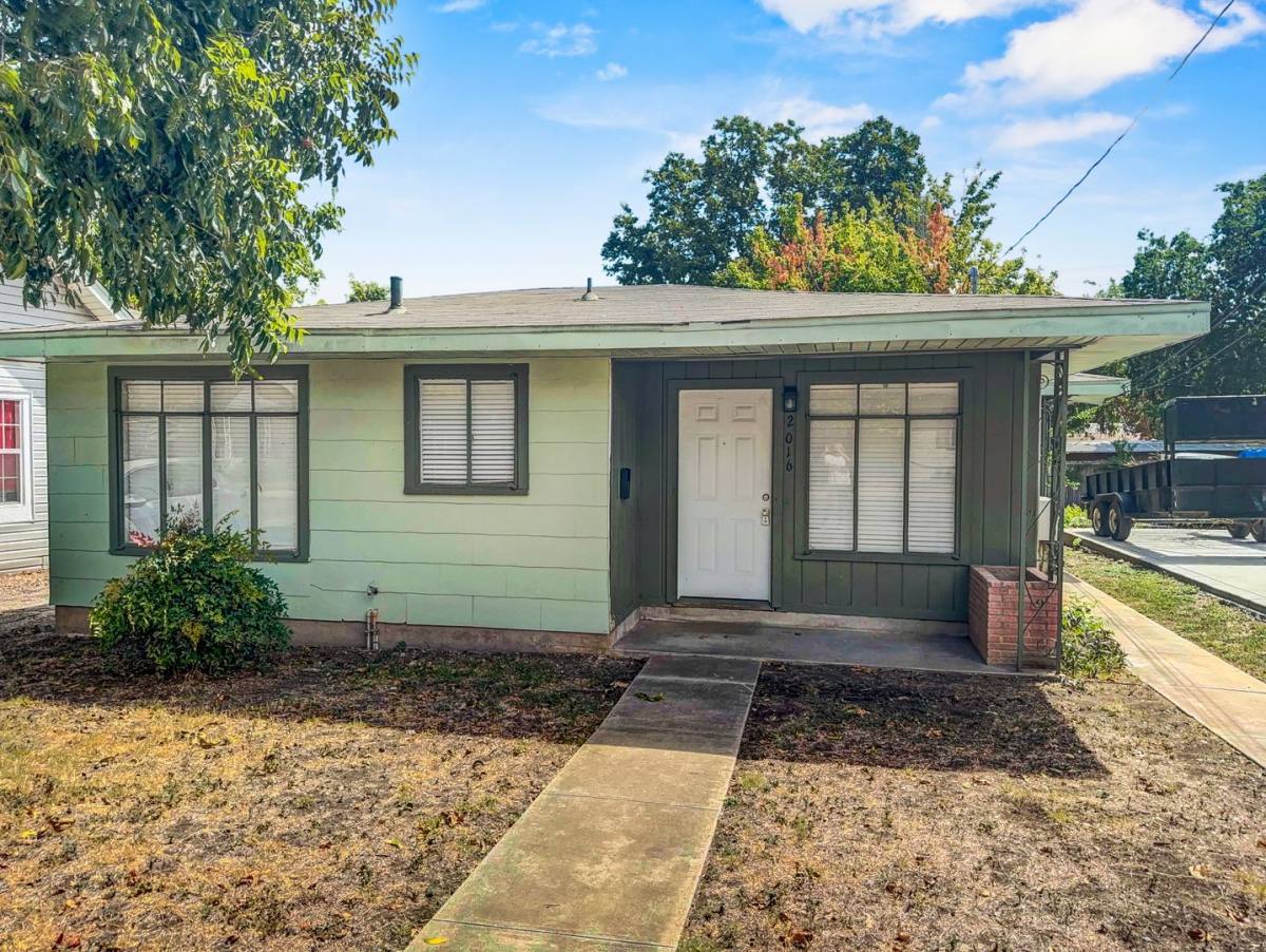 Apartment for rent at 2016 W Olmos Dr, San Antonio, TX 78201