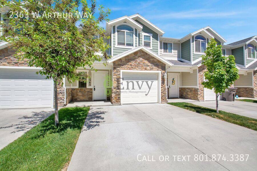 Townhouse for rent at 2363 W Arthur Way, Ogden, UT 84401
