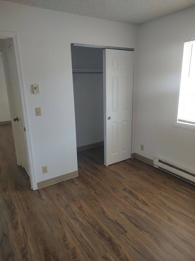 House for rent at 1090 S H St, Lakeview, OR 97630