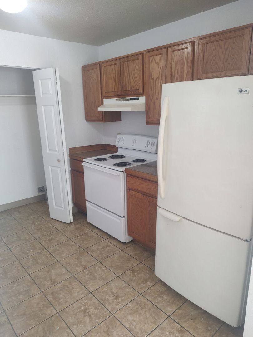 House for rent at 1090 S H St, Lakeview, OR 97630