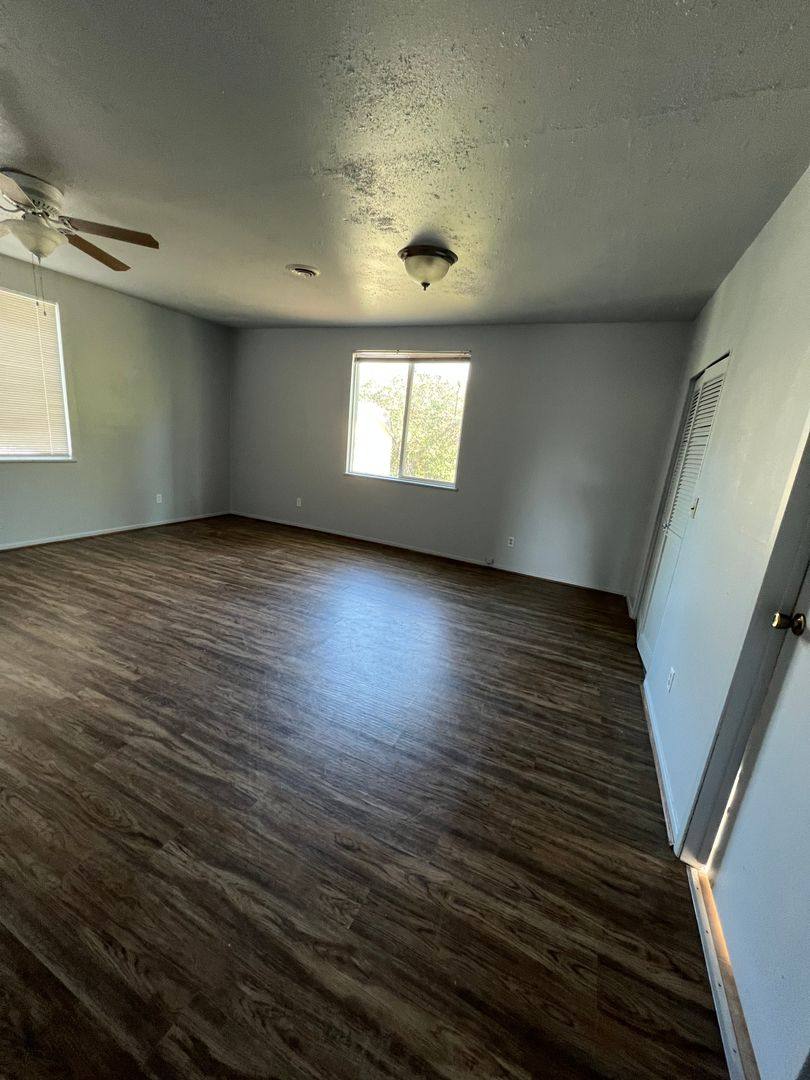 House for rent at 527 E Lowell St, Klamath Falls, OR 97601