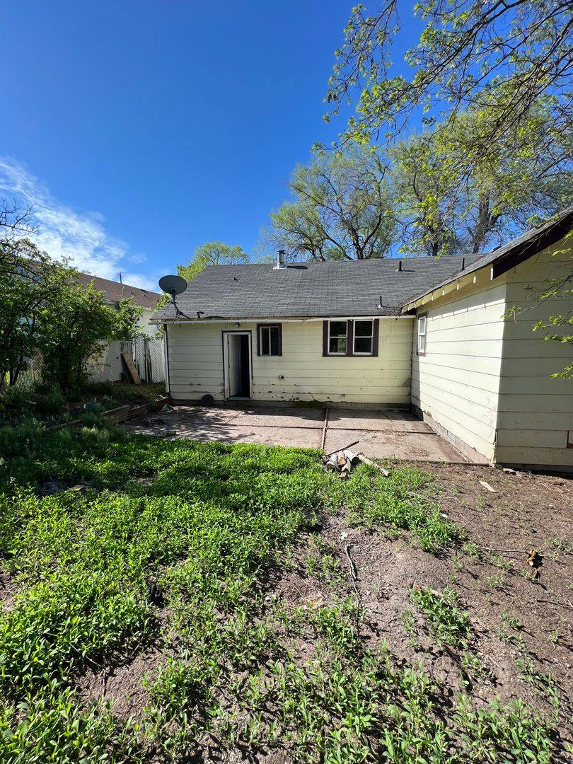 House for rent at 527 E Lowell St, Klamath Falls, OR 97601