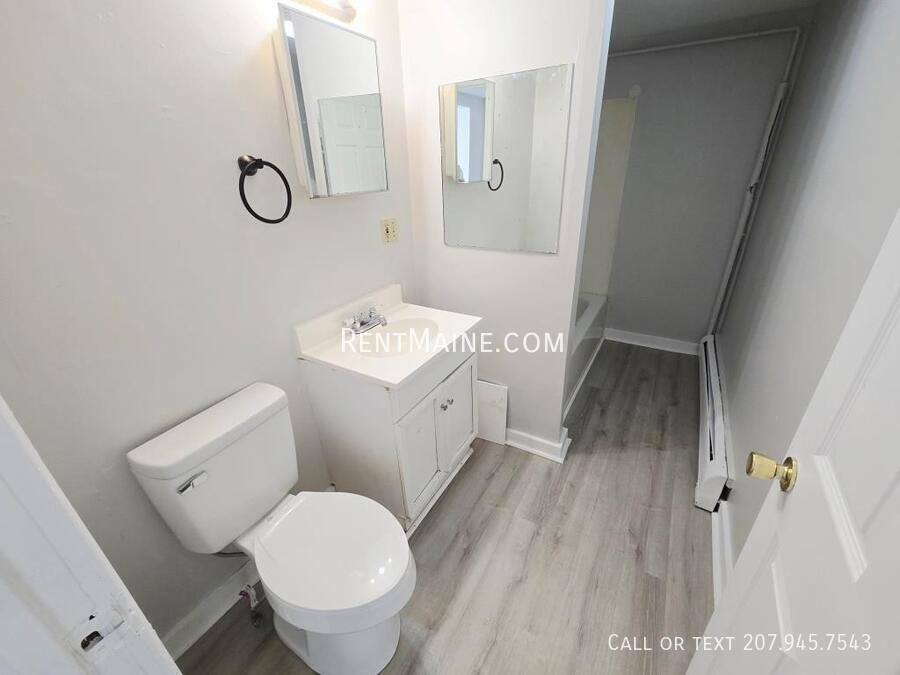 Apartment for rent at 95 Center St #1, Bangor, ME 04401