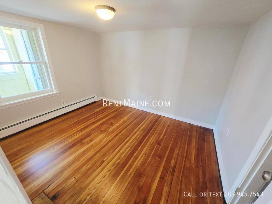 Apartment for rent at 95 Center St #1, Bangor, ME 04401