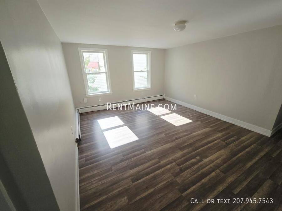Apartment for rent at 95 Center St #1, Bangor, ME 04401