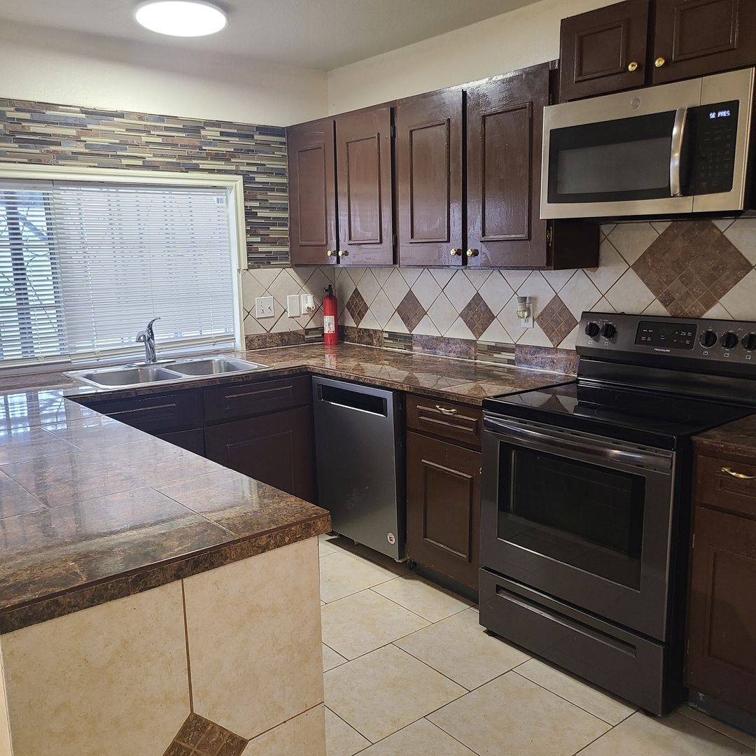 Townhouse for rent at 6602 Spring Manor St, San Antonio, TX 78249