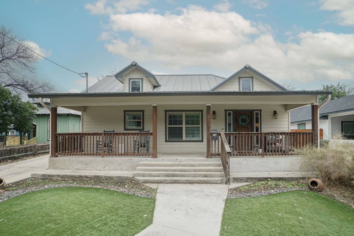 House for rent at 612 Leigh St, San Antonio, TX 78210