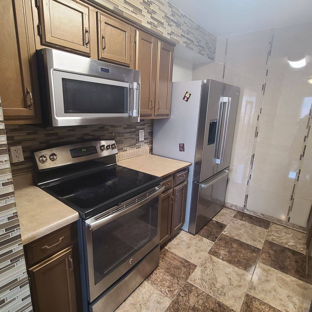 Townhouse for rent at 12020 Maplerock, San Antonio, TX 78230