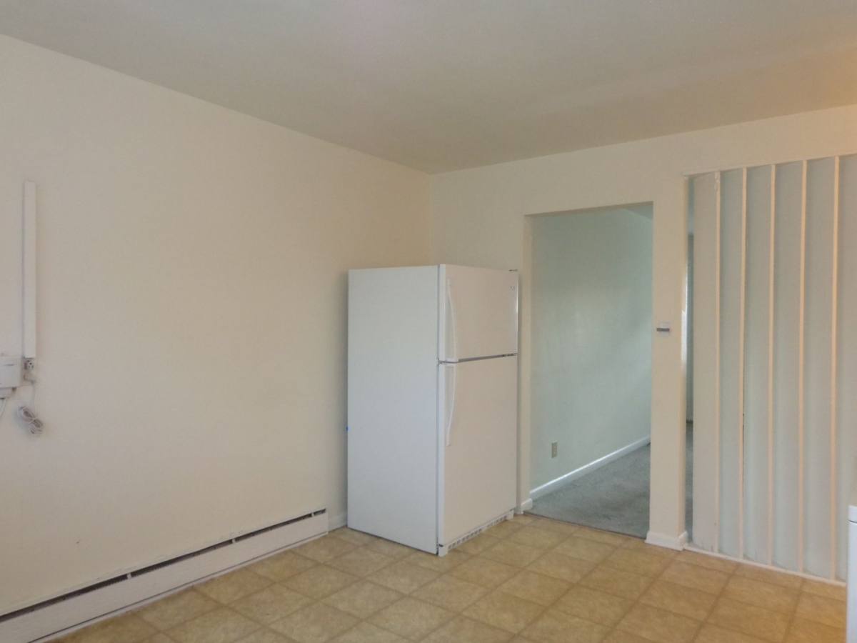 Apartment for rent at 4618-4620 Coronet Ave, Virginia Beach, VA 23455