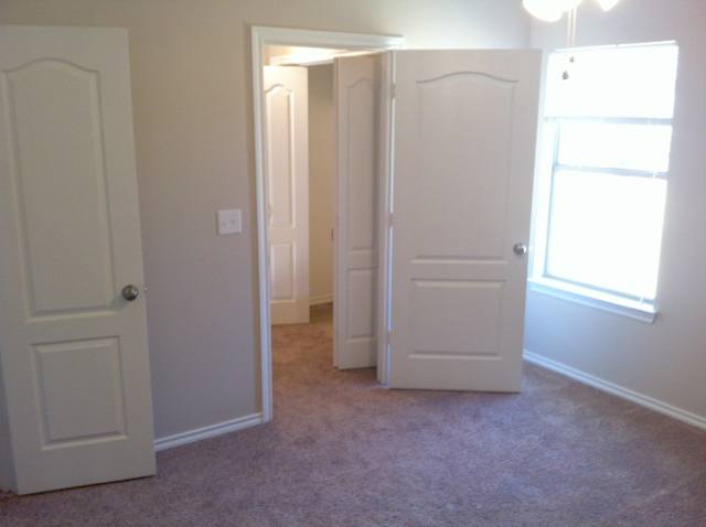 Townhouse for rent at 18025 Loring Lane, Lindale, TX 75771