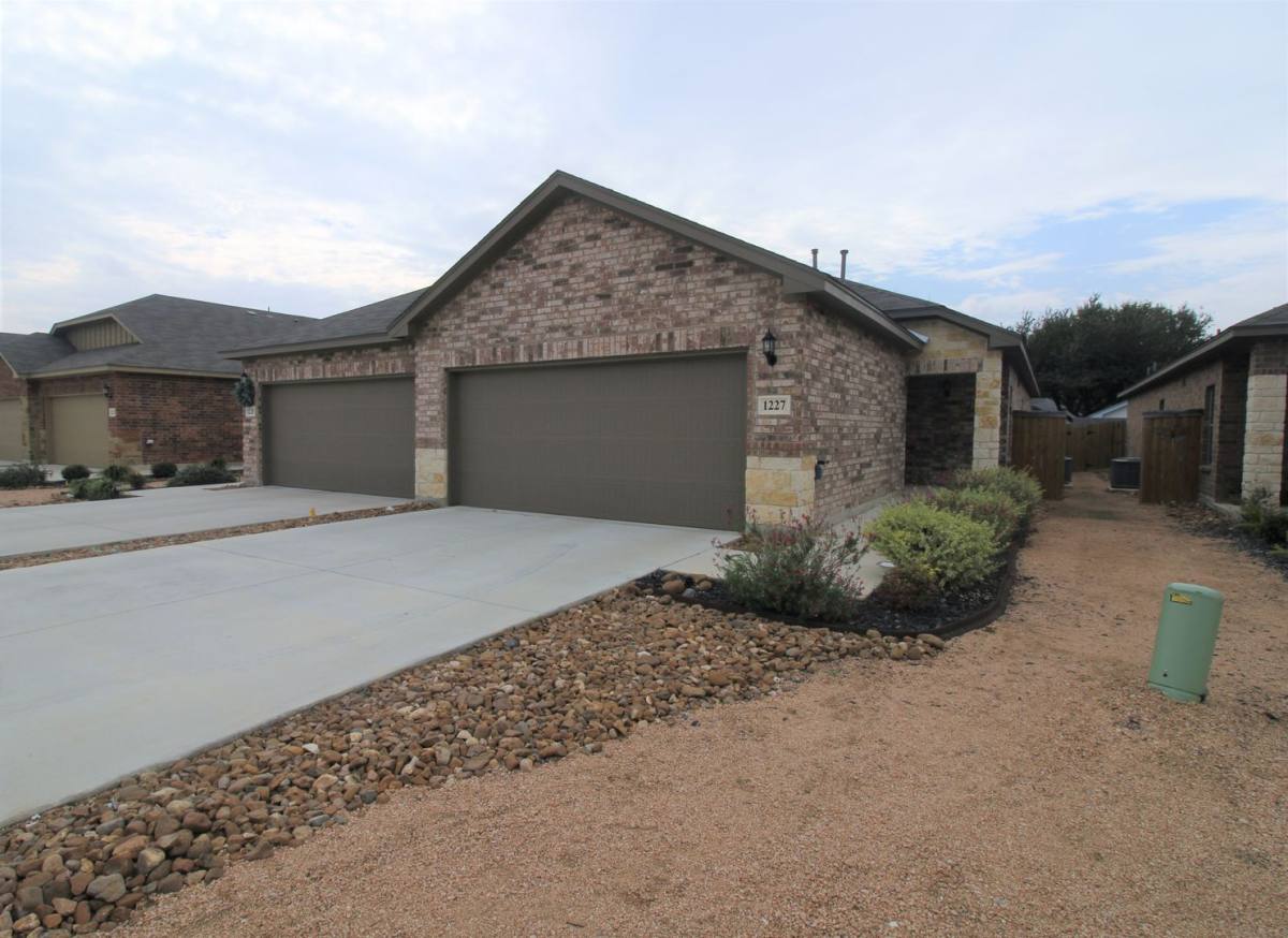 House for rent at 1227 Old FM #306, New Braunfels, TX 78130