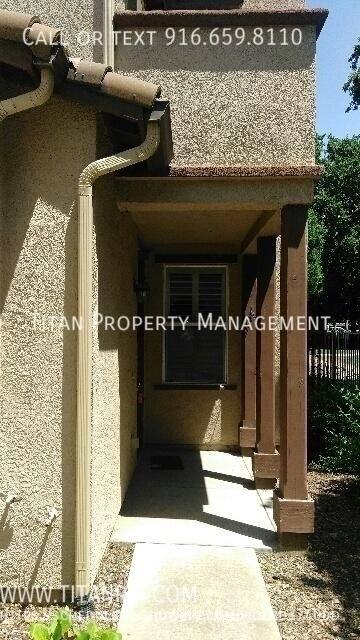 Townhouse for rent at 8144 Crystal Walk Circle, Elk Grove, CA 95758